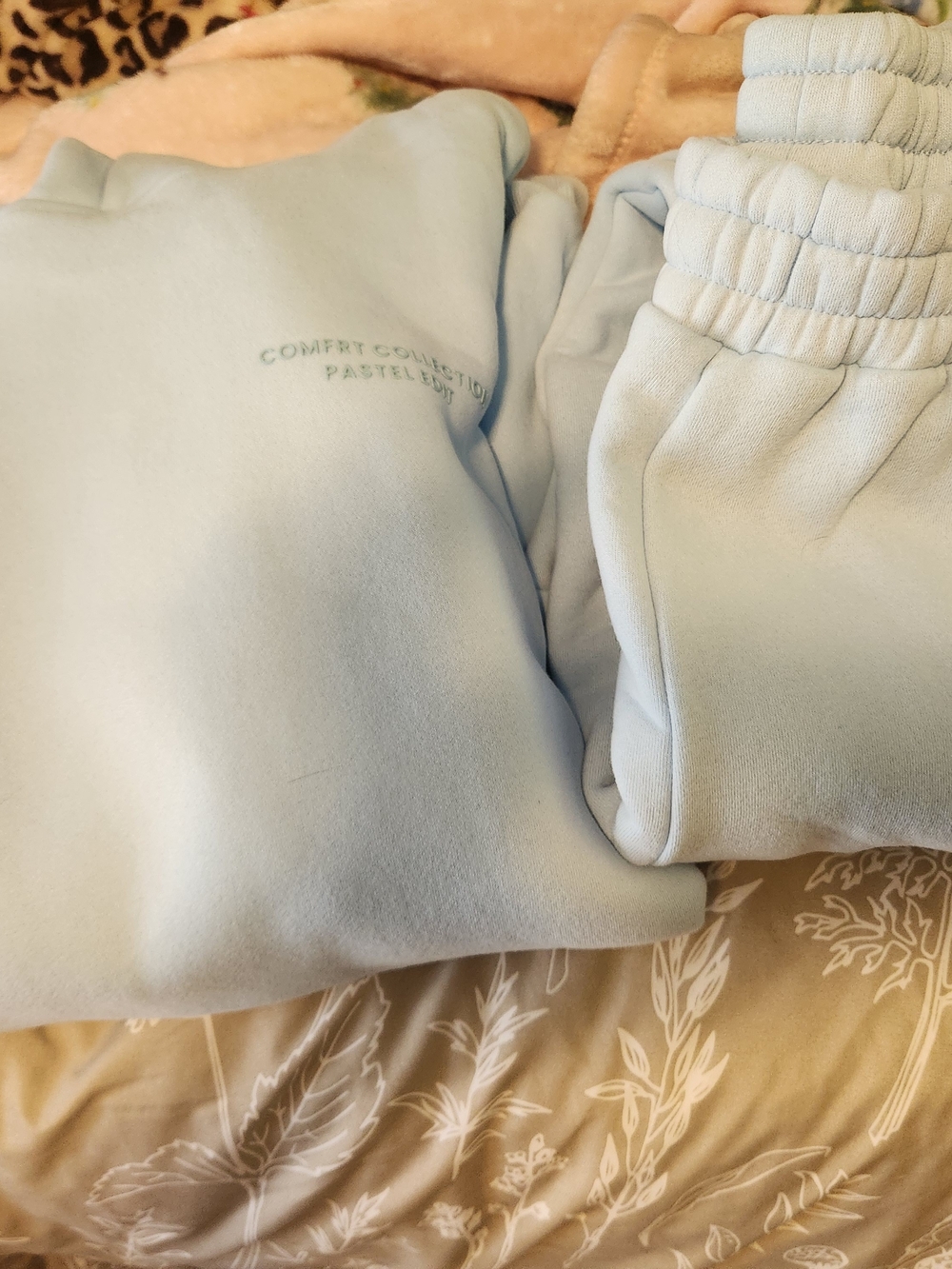Comfort Collection Pastel Blue Kids Sweatpants - Unbranded